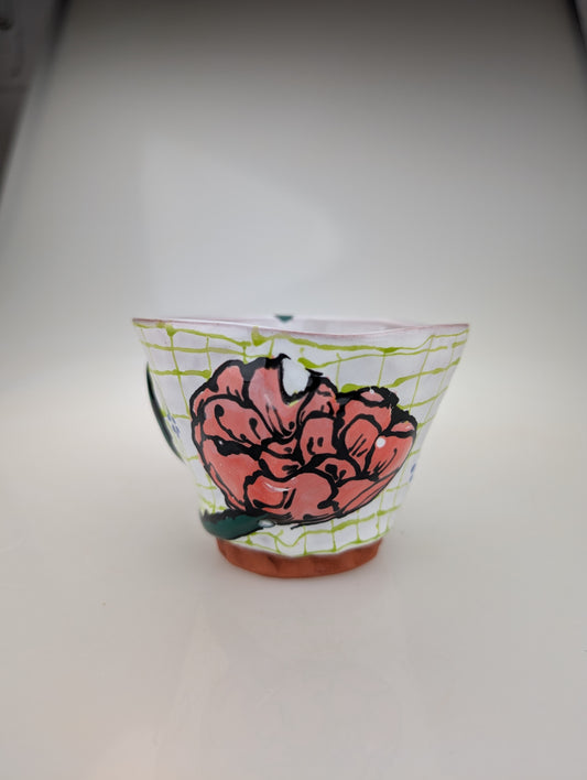 Droopy Peony Cup